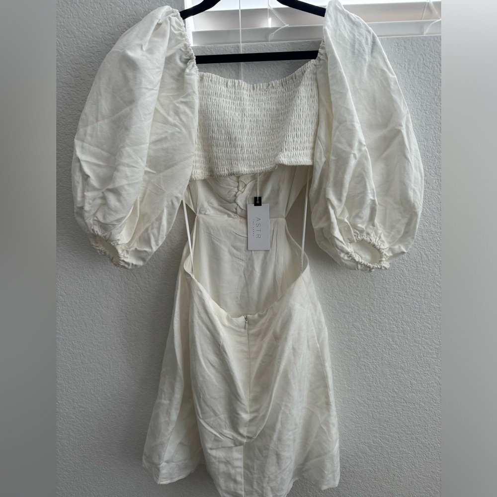 NWT ASTR the Label white dress - Picture 3 of 4